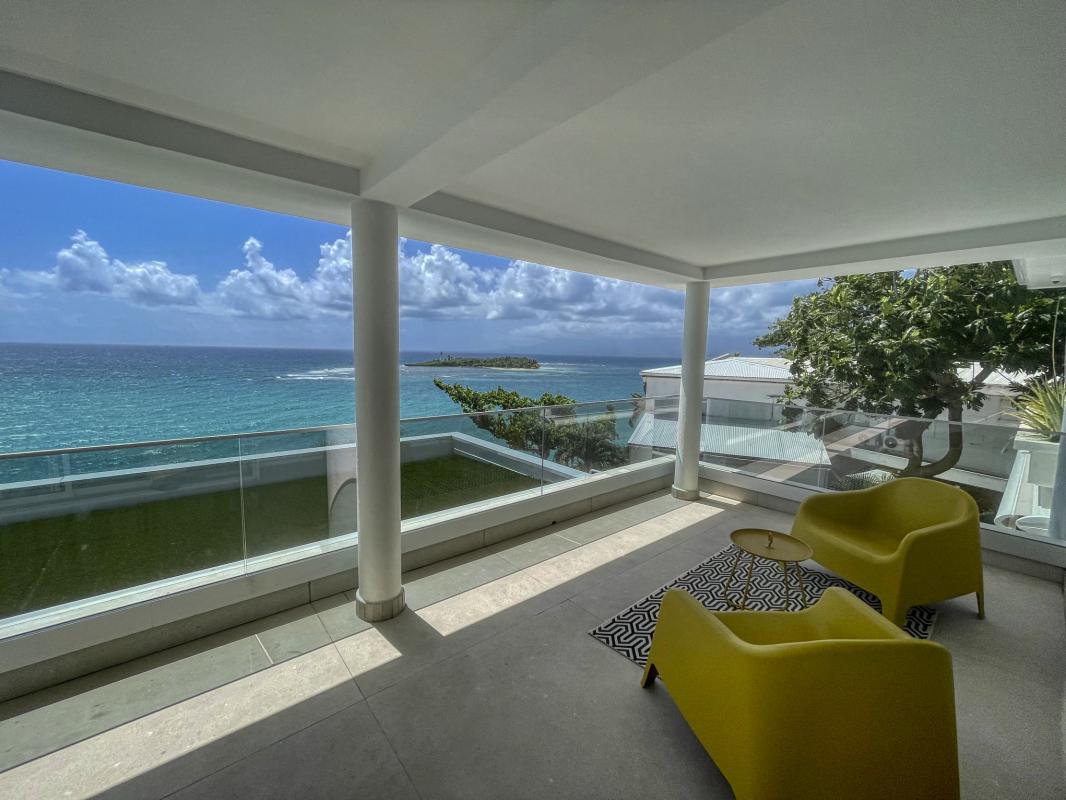 46 Location villa piscine vue mer ilet Gosier Guadeloupe_balcon